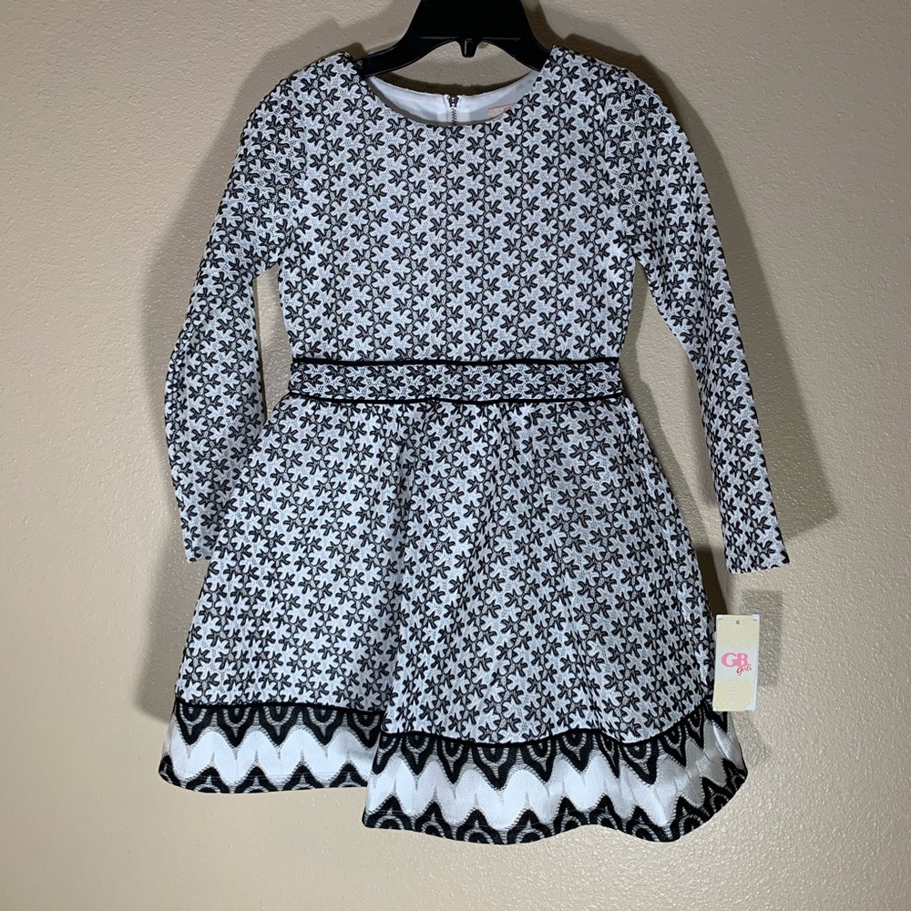 NWT GB Winters Tinkle Girls Black White Long sleeve Knit Dress